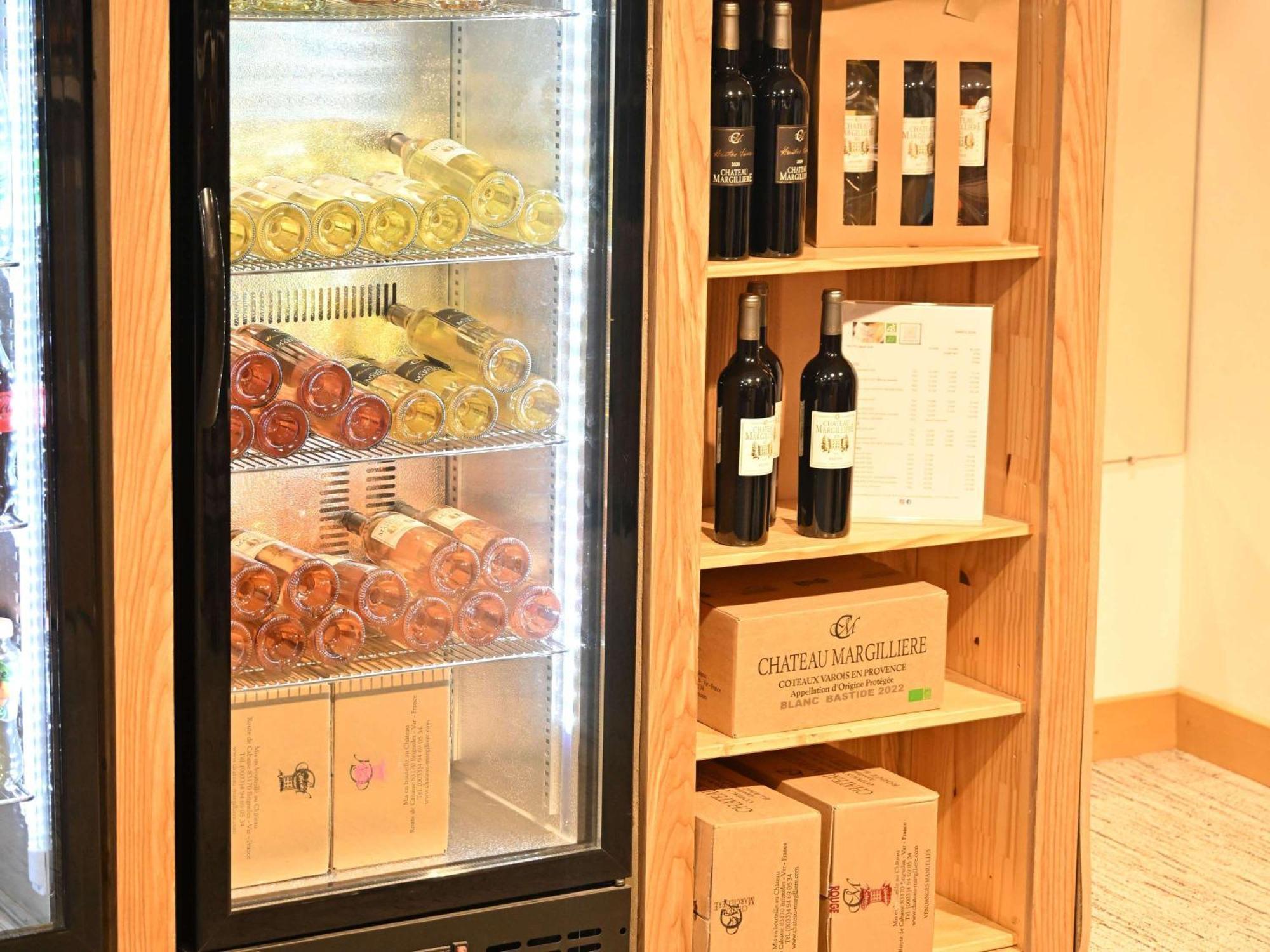 Mercure Brignoles Golf De Barbaroux & Spa Bagian luar foto
