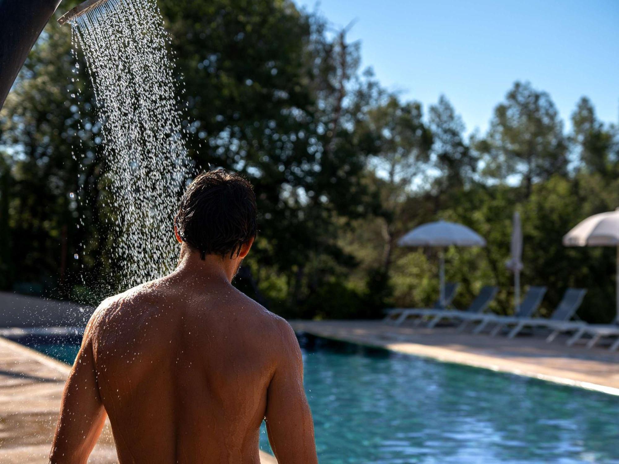 Mercure Brignoles Golf De Barbaroux & Spa Bagian luar foto